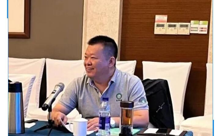 為激發(fā)員工工作積極性，激勵(lì)員工完成公司各項(xiàng)目標(biāo)，促進(jìn)公司與員工的雙贏發(fā)展，集團(tuán)總經(jīng)理孫寧波宣貫激勵(lì)政策